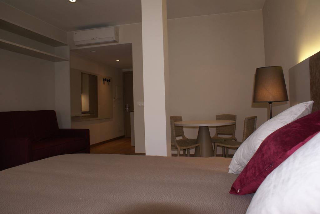 Aparthotel K 피게레스 객실 사진